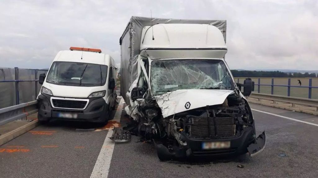 Polák narazil u Kunovic do auta silničářů a dva zabil, odsedí si tři roky